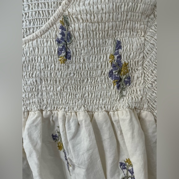 &Merci Cream Floral Blouse - Picture 6 of 6